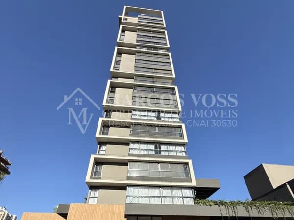 Apartamento Alto Padrão com 3 Suítes no Bairro Victor Konder