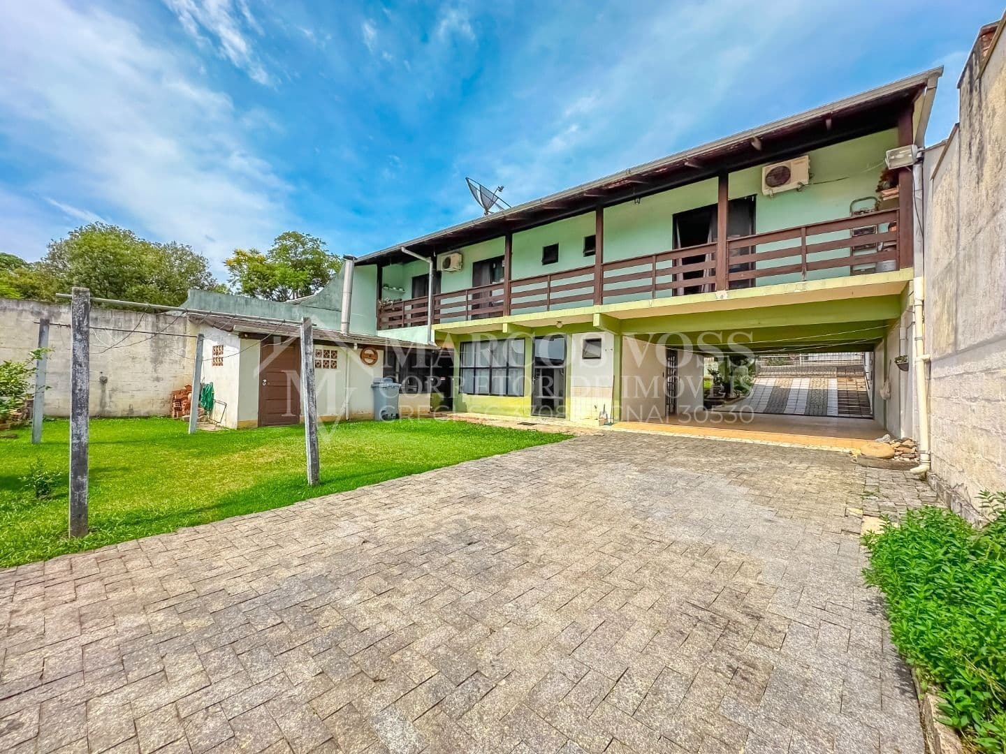 Casa com 5 Quartos na Velha