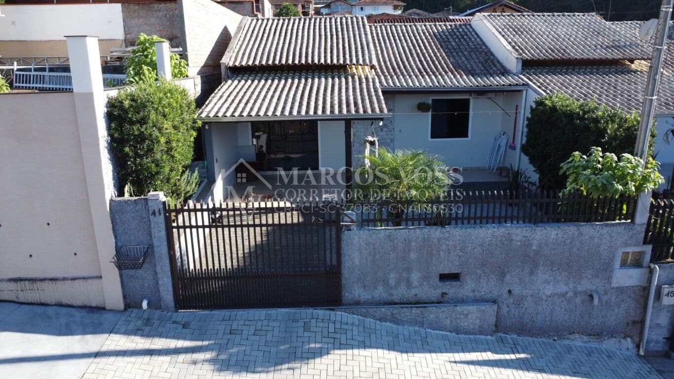 Casa Geminada Térrea com 3 Quartos no Salto do Norte
