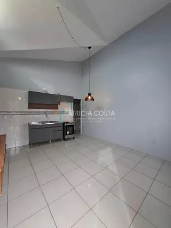 Apartamento para Aluguel no Centro de Garopaba!
