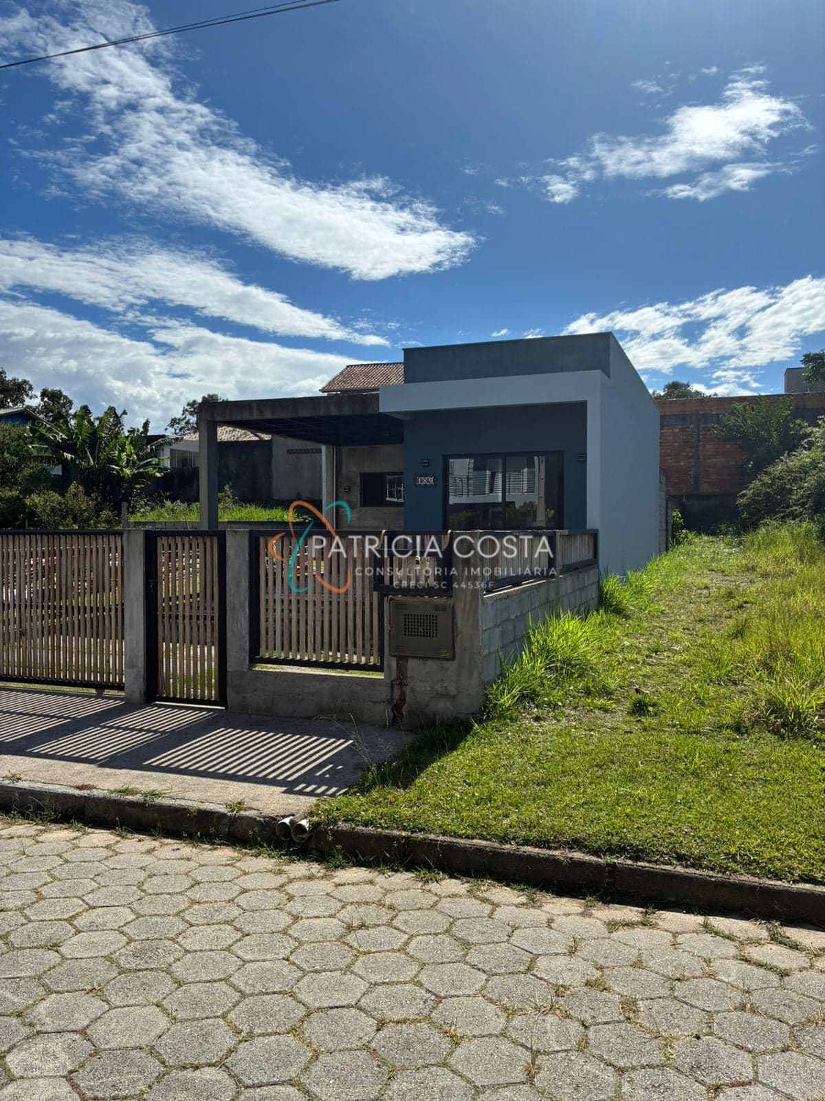 Duas Casas à Venda no Ambrósio - Garopaba/SC