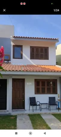 Sobrado à Venda no Pinguirito - Garopaba/SC