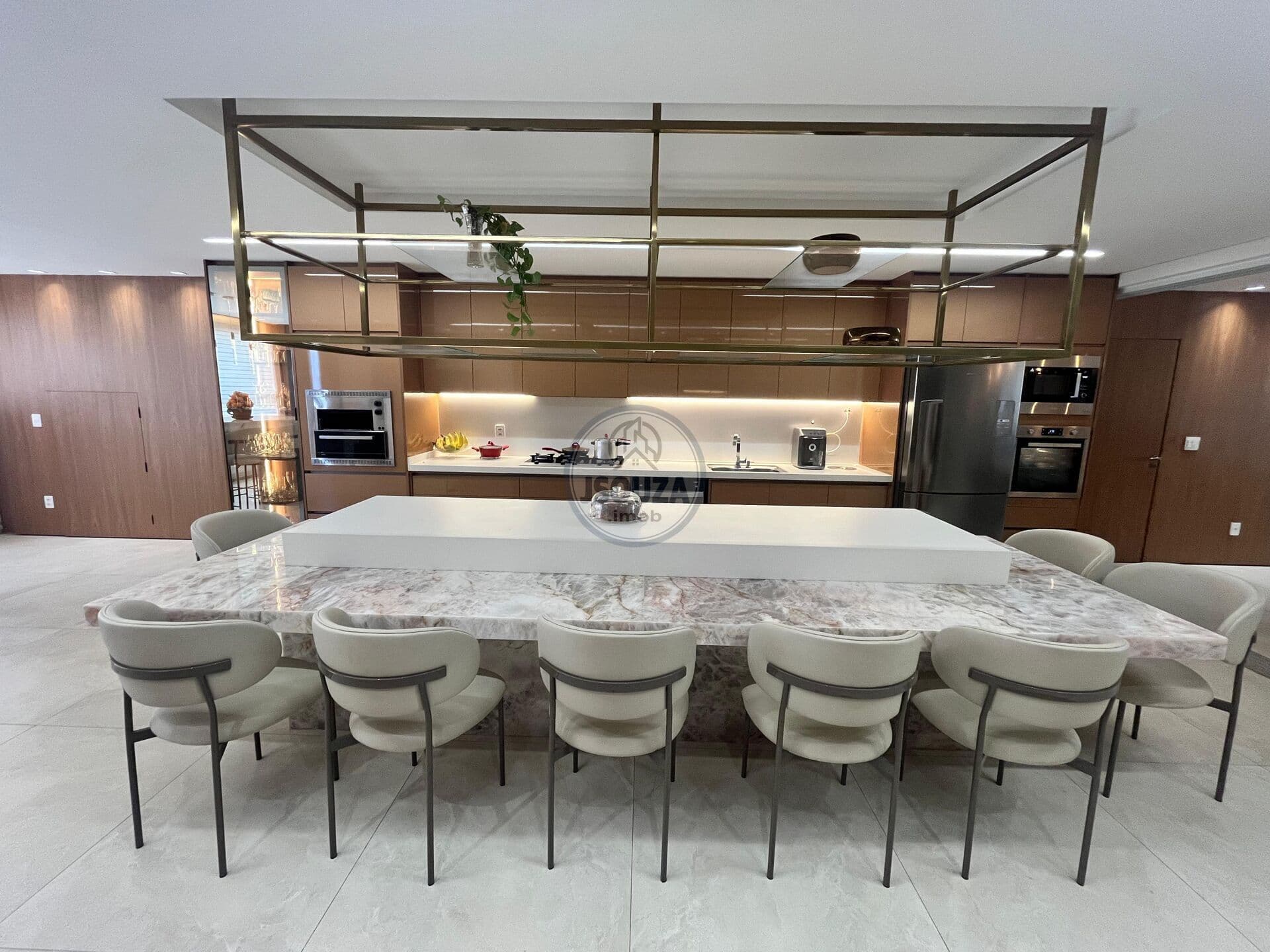 QUINTAS DE GOYÁS | LOCAÇÃO | SETOR MARISTA, 256m², 4 suítes