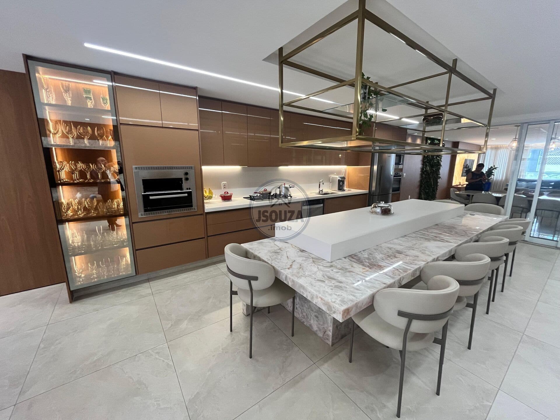 QUINTAS DE GOYÁS | SETOR MARISTA - 256m², 4 suítes