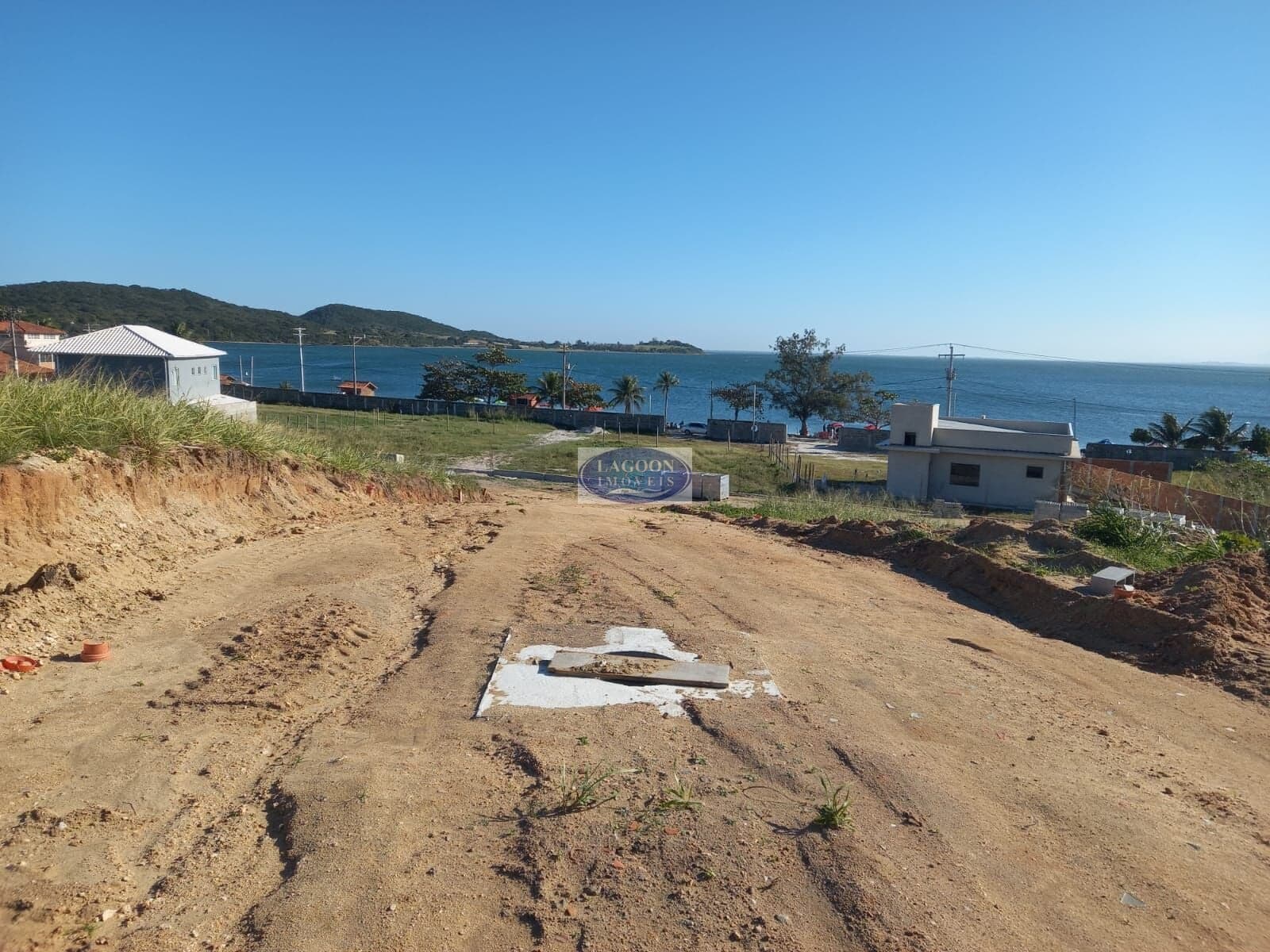 Lotes em Condomínio À Venda, Praia do Sudoeste, São Pedro da Aldeia/RJ