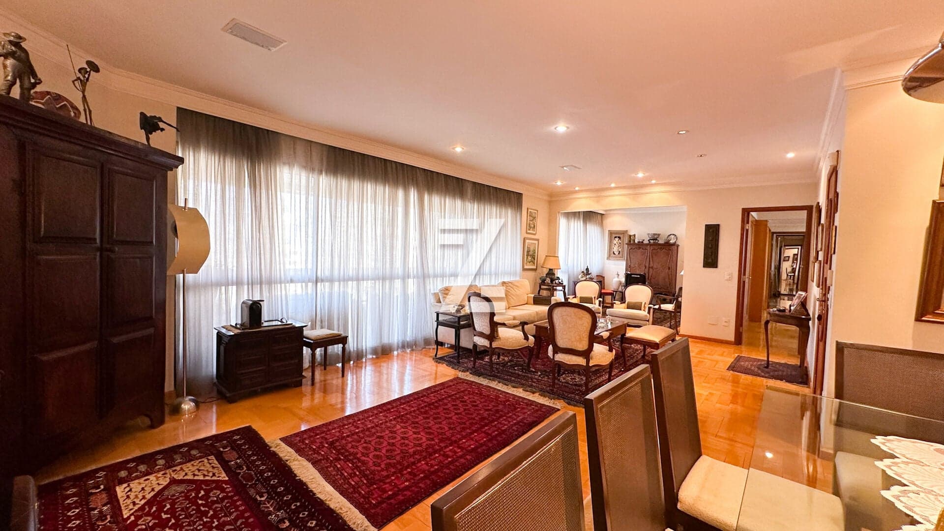 VENDA - Apartamento Alto Padrão com 3 quartos, 2 suítes, 4 vagas - VL Suzana/SP