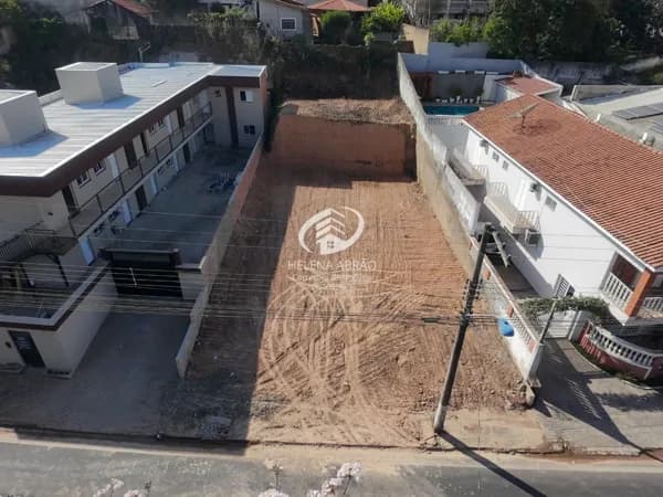 Lote/Terreno em Águas de São Pedro - Centro