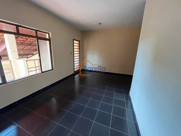 Casa em Mogi Guaçu - Jardim Nossa Senhora das Graças