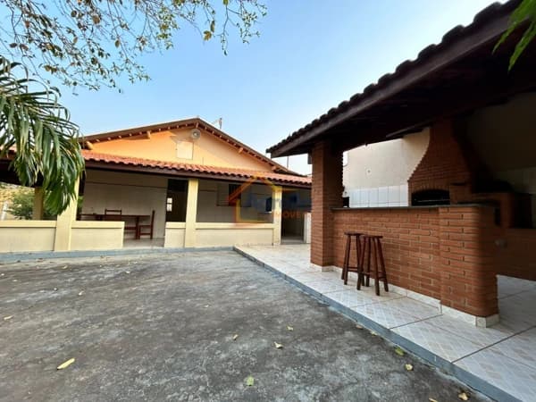 Casa em Mogi Mirim - Jardim Flamboyant