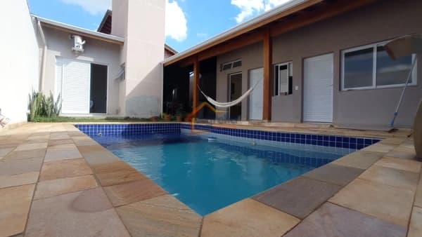 Casa em Mogi Mirim - Jardim Aurora