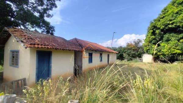 Fazenda/Sítios/Chácaras em Mogi Mirim - BRUMADO