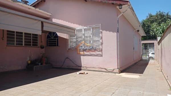 Casa em Mogi Mirim - Centro