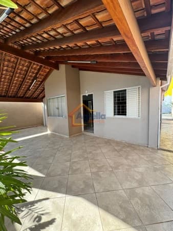 Casa em Mogi Guaçu - Jardim Ipê II