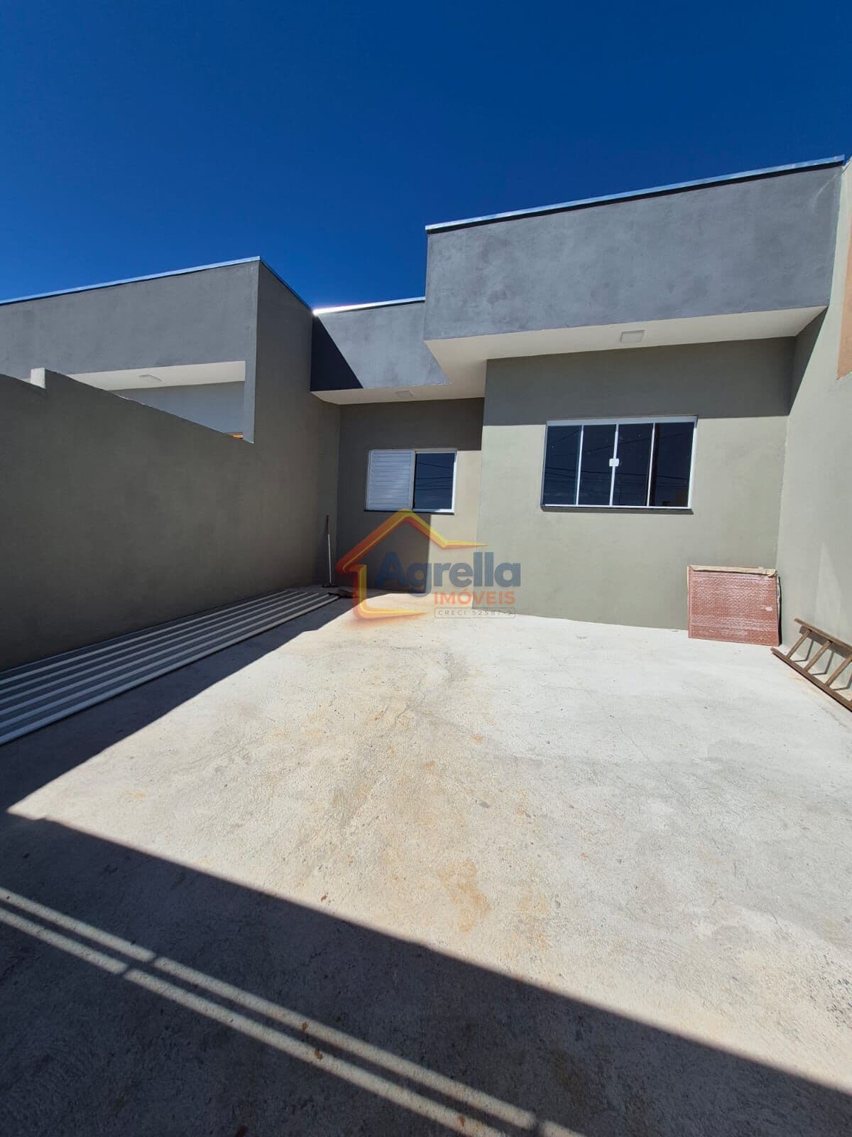 CASA TÉRREA COM SUÍTE E CLOSET À VENDA NO PARQUE REAL - MOGI GUAÇU/SP