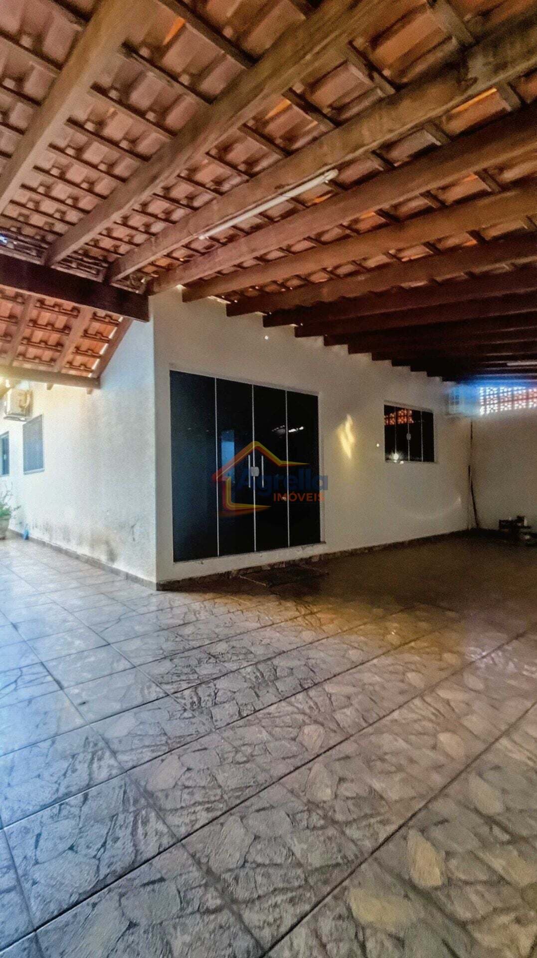 CASA À VENDA NO JARDIM SANTA MARTA EM MOGI GUAÇU/SP