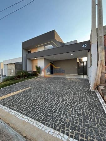 Casa de Condomínio em Mogi Guaçu - Jardim Santa Mônica III