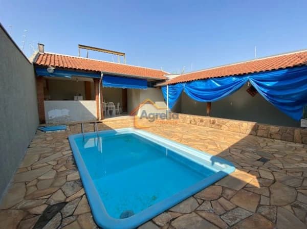 Casa em Mogi Mirim - Jardim Scomparim
