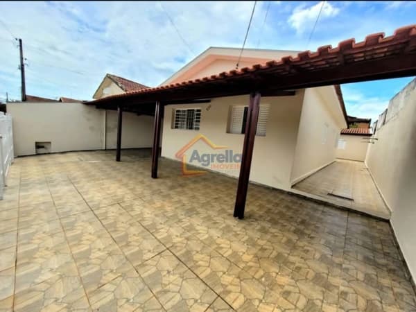 Casa em Mogi Guaçu - Jardim Novo II
