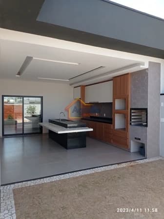 Casa de Condomínio em Estiva Gerbi - Centro