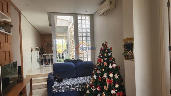 Casa em Mogi Mirim - Santa Cruz