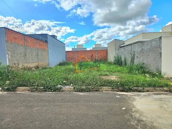 TERRENO Á VENDA NO SAKAIDA - MOGI MIRIM/SP