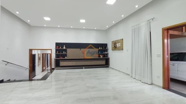 Casa em Mogi Mirim - Jardim Bi-Centenário