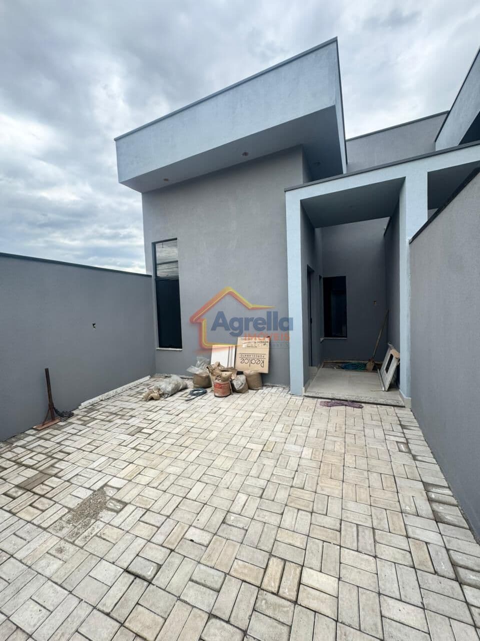CASA À VENDA NA VILA PARAÍSO EM MOGI GUAÇU/SP