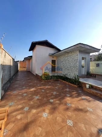Casa em Mogi Mirim - Jardim Regina
