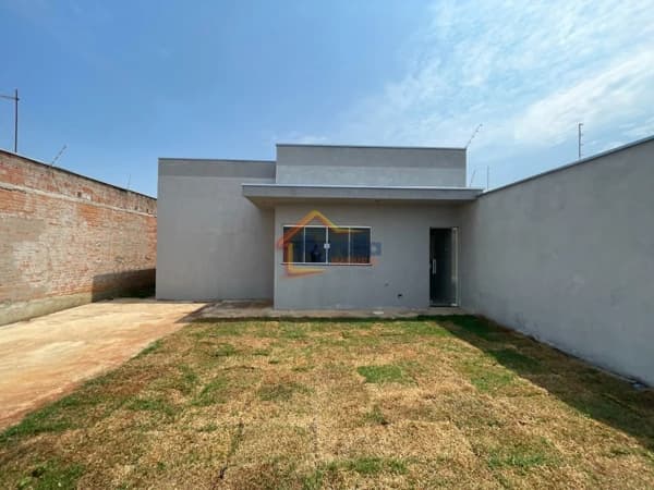 Casa em Mogi Guaçu - Jardim Imperial