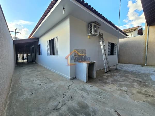Casa em Mogi Guaçu - Jardim Itamaraty