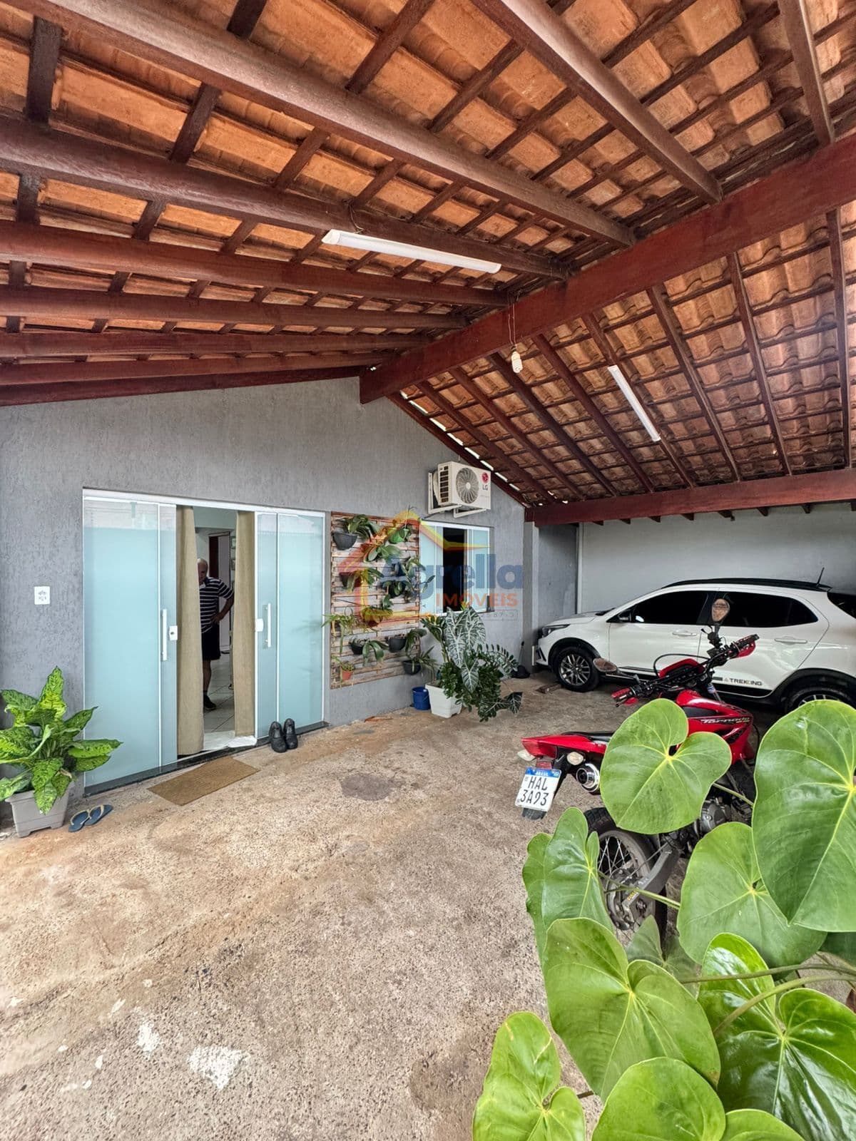 Casa em Mogi Guaçu - Jardim São Pedro