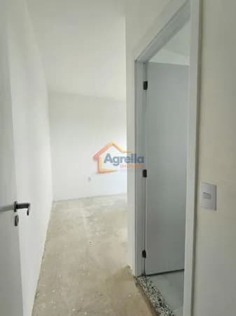 APARTAMENTO À VENDA COM 2 DORMITÓRIOS, SUÍTE, VARANDA GOURMET E CONDOMÍNIO COMPLETO EM MOGI GUAÇU