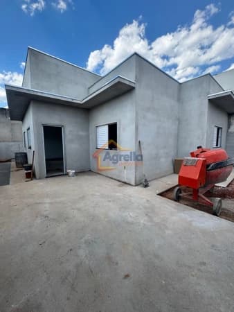 Casa em Mogi Guaçu - Jardim Santa Cruz