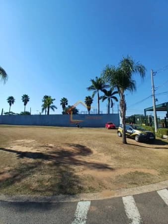 Lote/Terreno em Estiva Gerbi - Centro