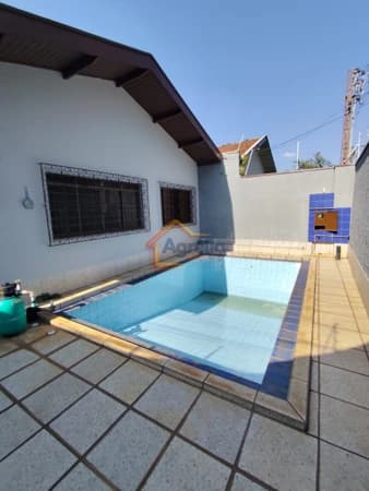 Casa em Mogi Mirim - Centro