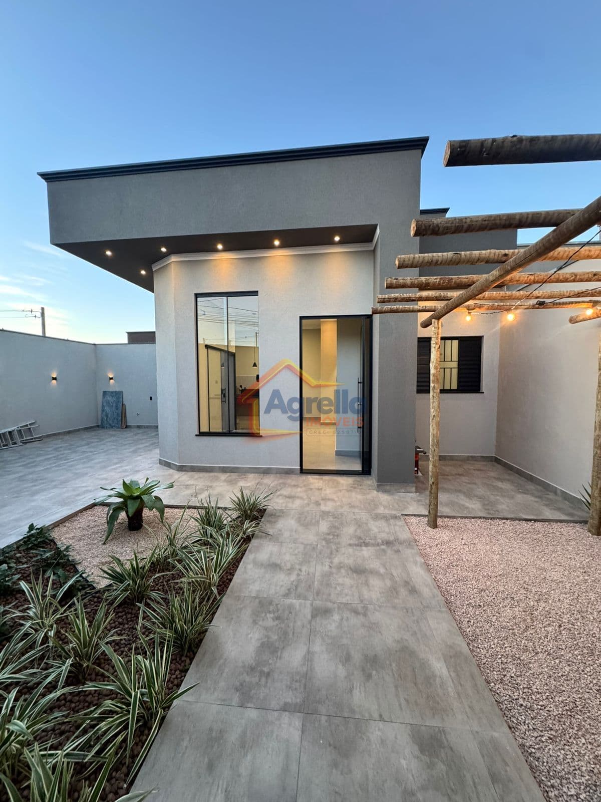 🏡 CASA NOVA À VENDA NO JARDIM SANTA CRUZ EM MOGI GUAÇU/SP