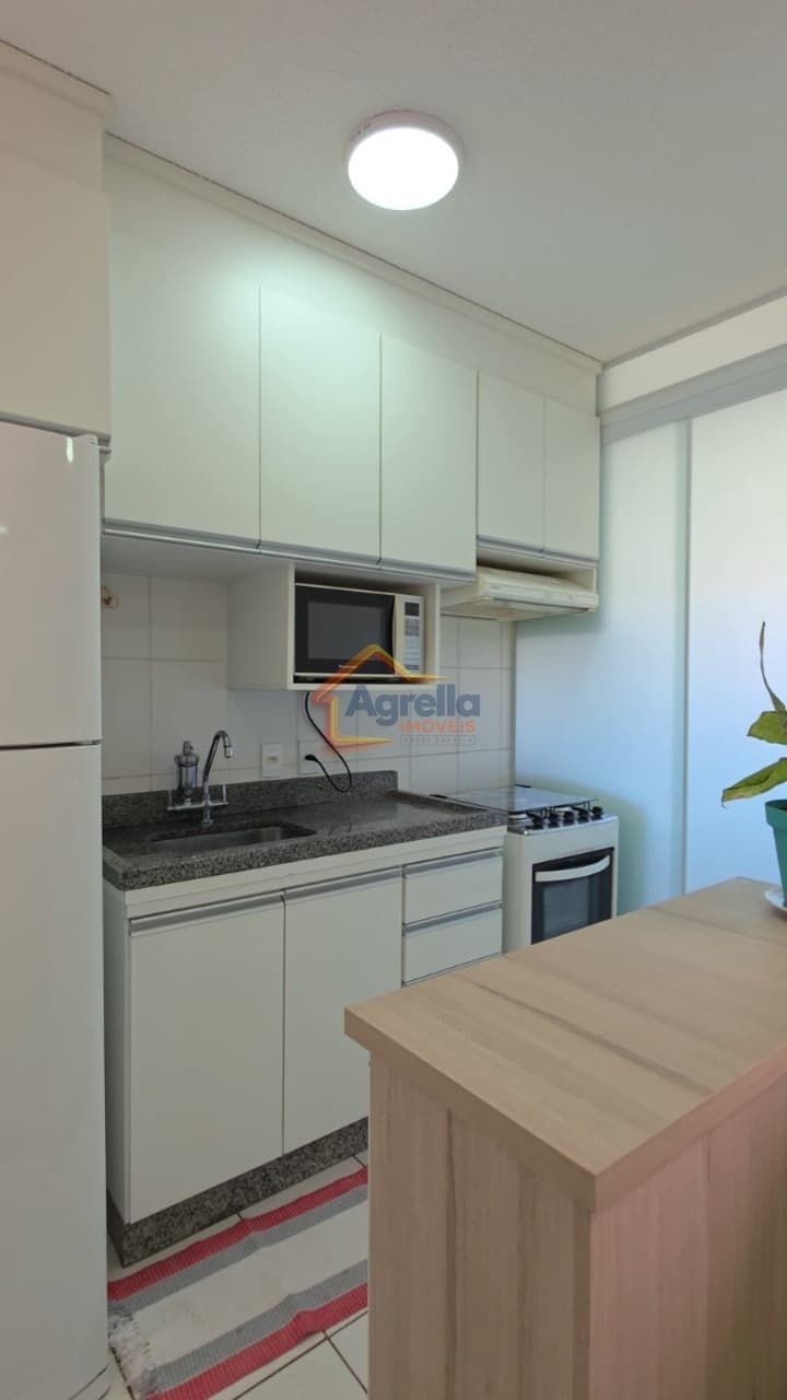APARTAMENTO COM COZINHA PLANEJADA À VENDA NO CONDOMÍNIOS DOS MANACÁS - MOGI MIRIM/SP.