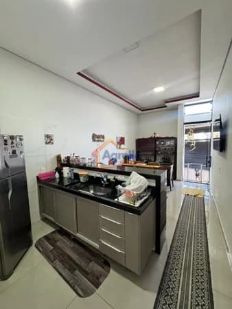 CASA À VENDA EM MOGI GUAÇU COM 2 DORMITÓRIOS, SUÍTE, GARAGEM PARA 2 AUTOS, ACEITA FINANCIAMENTO E TROCA POR APARTAMENTO