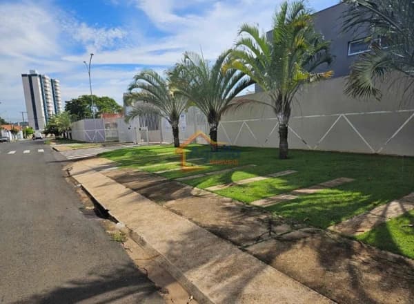 Lote/Terreno em Mogi Mirim - Jardim Scomparim