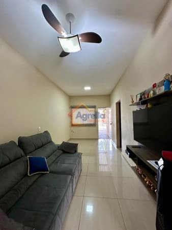 Casa em Mogi Guaçu - Jardim Santa Madalena