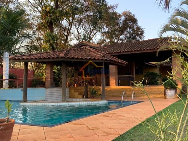 Fazenda/Sítios/Chácaras em Mogi Mirim - CACHOEIRA