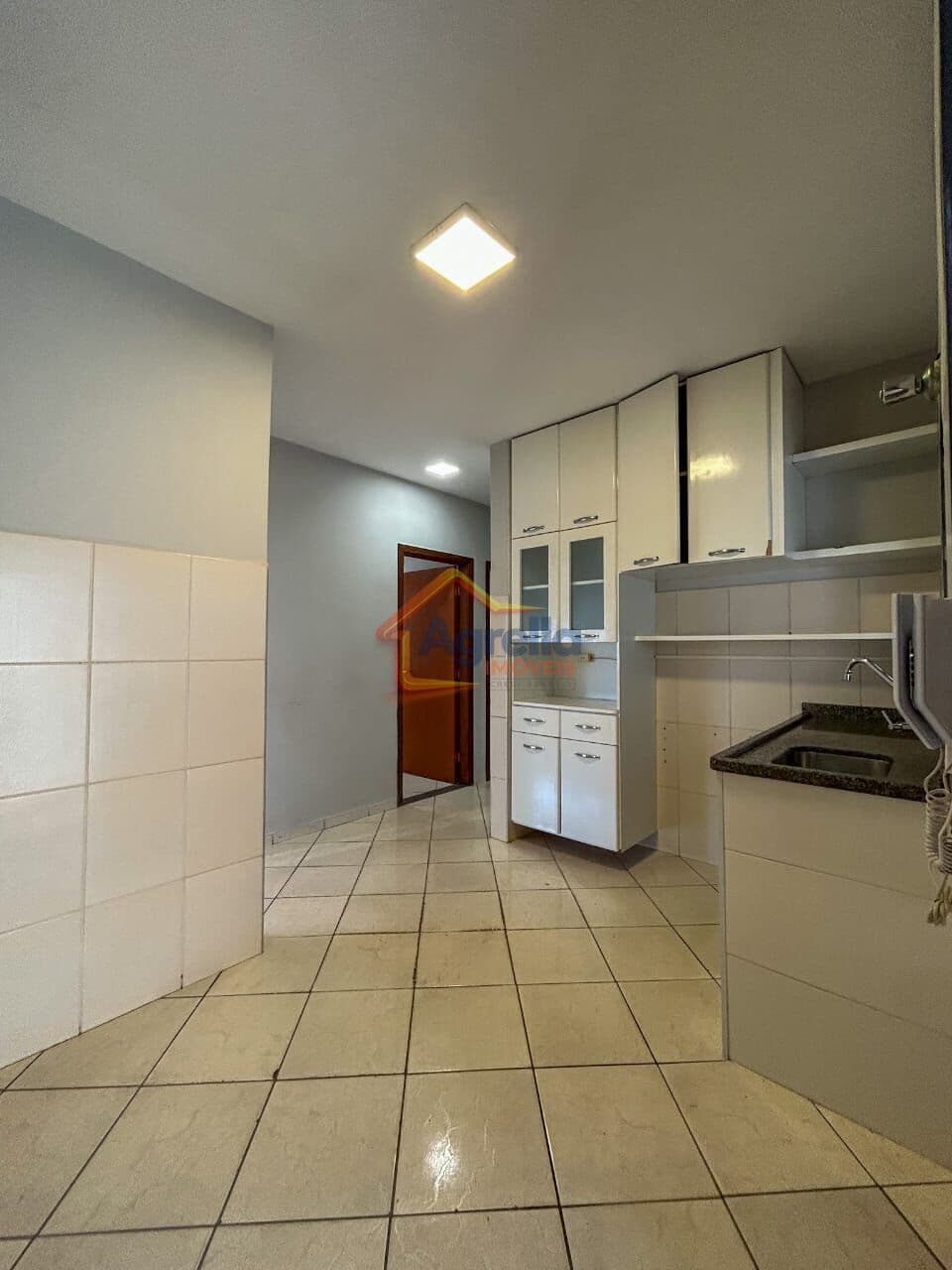 CASA À VENDA EM CONDOMÍNIO FECHADO EM MOGI MIRIM/SP