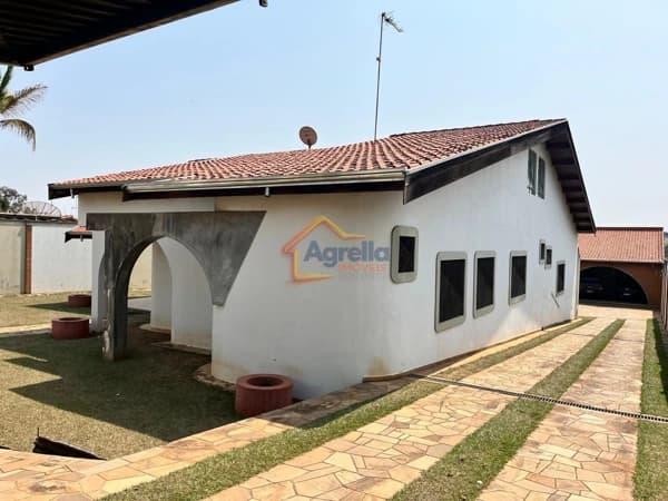 Casa em Mogi Mirim - Santa Cruz