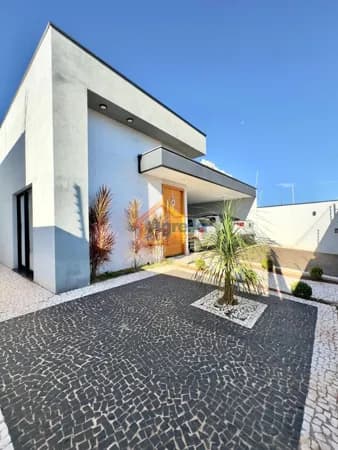 CASA COM PISCINA E ÁREA DE LAZER À VENDA NO RESIDENCIAL DO BOSQUE - MOGI MIRIM/SP