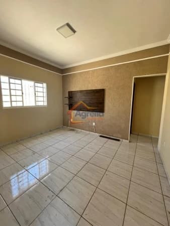 Casa em Mogi Guaçu - Jardim Imperial