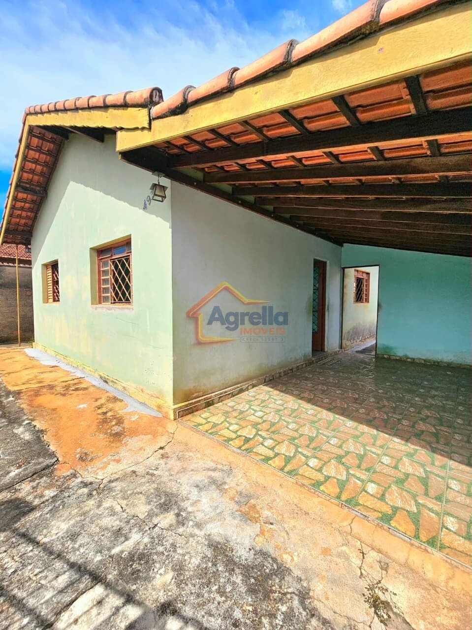 IMÓVEL EM TERRENO DE 418m² À VENDA EM MOGI GUAÇU!