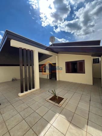 Casa em Mogi Guaçu - Jardim São José