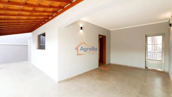 CASA COM 2 SUÍTES À VENDA NO JARDIM AURORA EM MOGI MIRIM/SP