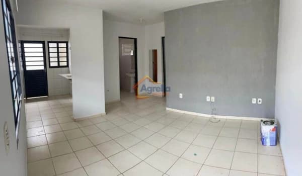 Casa de Condomínio em Mogi Guaçu - Jardim Califórnia