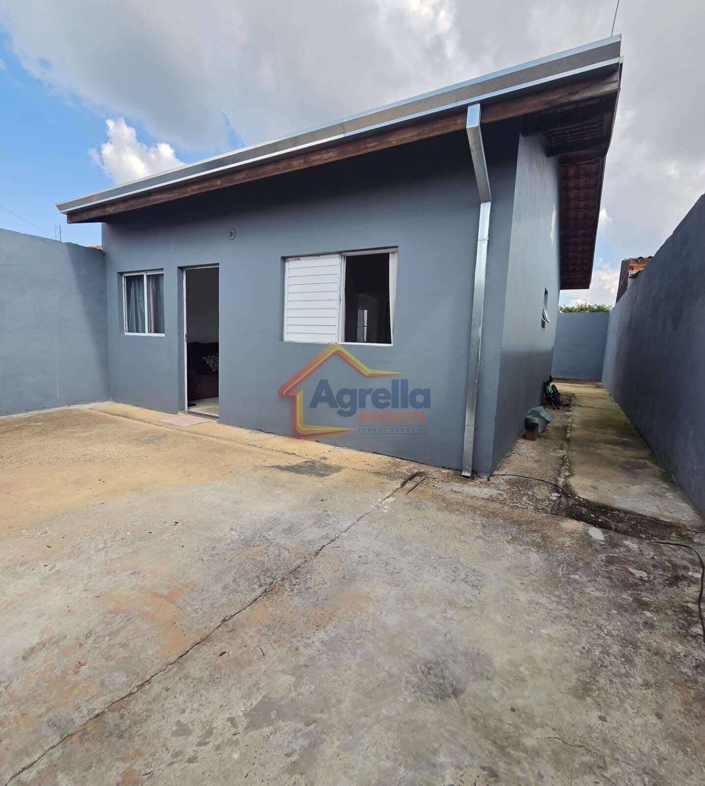 CASA TÉRREA PRONTA PARA MORAR À VENDA EM MOGI MIRIM/SP